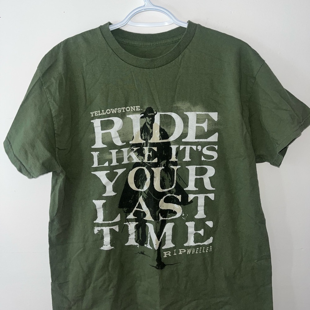 Yellowstone Rip Graphic Tee